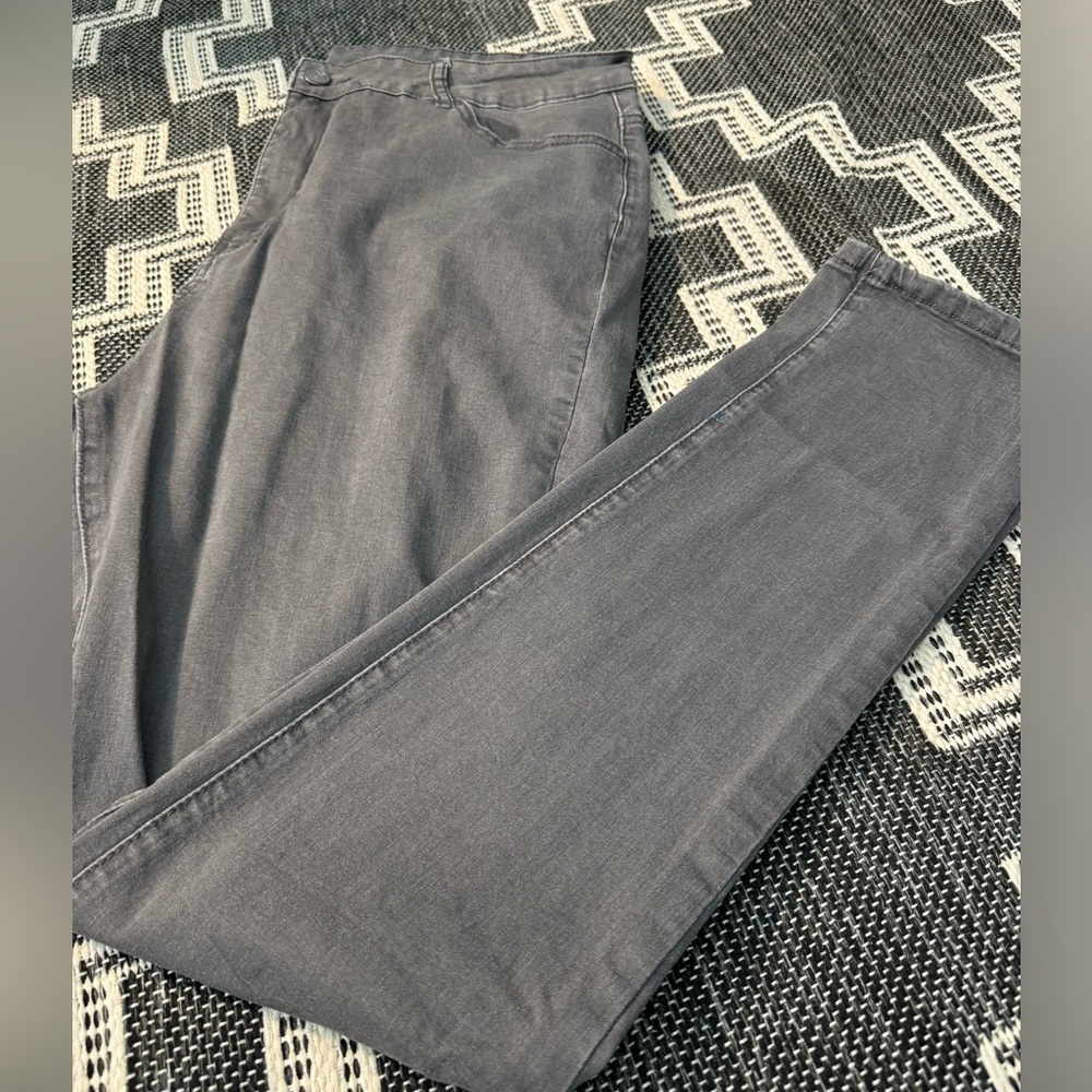 Grey Jeans- Stretchy